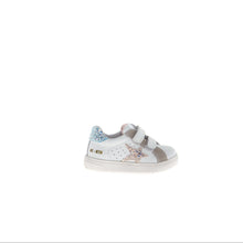 Load image into Gallery viewer, NATURINO PINN GIRLS SNEAKER WHITE CIPRIA CELESTE
