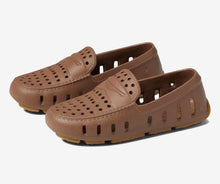 Load image into Gallery viewer, FLOAFERS PRODIGY DRIVER BOYS WATER SHOE