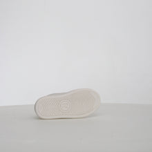 Load image into Gallery viewer, NATURINO PINN WHITE ROSE GIRLS LEATHER VELCRO SNEAKERS