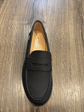 Load image into Gallery viewer, VENETTINI LONDON6 NAVY GUM UNISEX LOAFER
