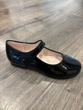 Load image into Gallery viewer, VENETTINI CARLY GIRLS BLACK PATENT MARY JANE
