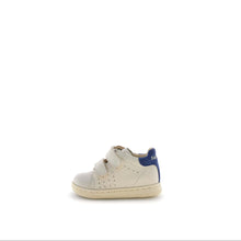 Load image into Gallery viewer, FALCOTTO ADAM BOYS FIRST WALKER SNEAKER VELCRO MILK AZURE S26
