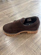 Load image into Gallery viewer, BLUBLONC HARPER BOYS BROWN SUEDE WINGTIP MUNK STRAP DRESS SHOE
