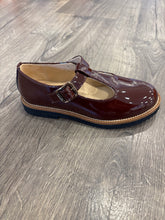 Load image into Gallery viewer, BEBERLIS 25622 GIRLS BURGUNDY T STRAP BUCKLE DRESS SHOES
