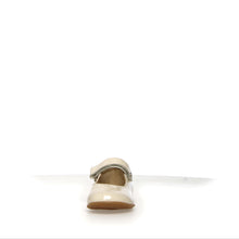 Load image into Gallery viewer, NATURINO DARLING BEIGE PATENT LEATHER GIRLS DRESS SHOES
